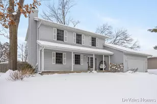 1711 Oakvale Dr SW, Wyoming, MI 49519 - Photo 3