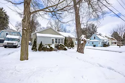 408 E Market Street, Greenville, MI 48838 - Photo 21