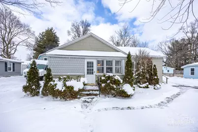 408 E Market Street, Greenville, MI 48838 - Photo 1