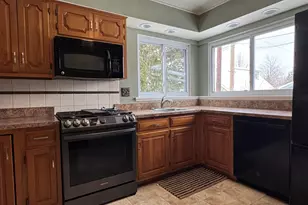 920 Clinton Ave, Saint Clair, MI 48079 - Photo 21