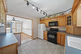 1840 Taylor Dr, Adrian, MI 49221 - Photo 13