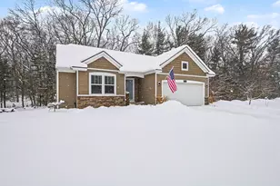17285 Richton Dr, Nunica, MI 49448 - Photo 3