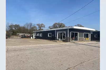 2256 E Apple Avenue, Muskegon, MI 49442 - Photo 1