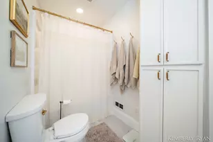 233 W Alpine Ave, Zeeland, MI 49464 - Photo 11