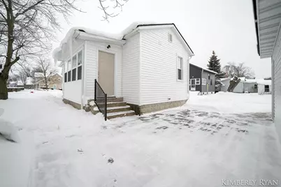 233 W Alpine Avenue, Zeeland, MI 49464 - Photo 37