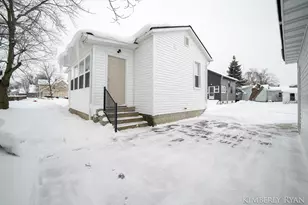 233 W Alpine Ave, Zeeland, MI 49464 - Photo 37