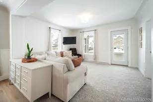 233 W Alpine Ave, Zeeland, MI 49464 - Photo 27