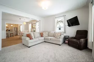 233 W Alpine Ave, Zeeland, MI 49464 - Photo 7