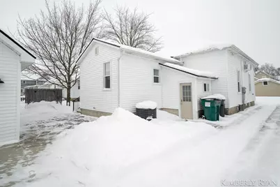 233 W Alpine Avenue, Zeeland, MI 49464 - Photo 39