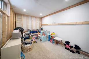 233 W Alpine Ave, Zeeland, MI 49464 - Photo 35