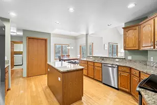 6147 Autumn Ridge, Richland, MI 49083 - Photo 9