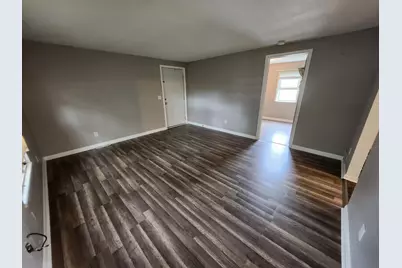 138 E Sheridan Street, Petoskey, MI 49770 - Photo 3