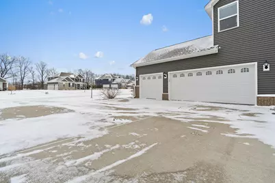2333 Torrey Pine Court, Howell, MI 48855 - Photo 33