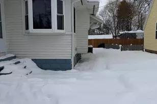 106 N Reinberg Ave, Scottville, MI 49454 - Photo 3