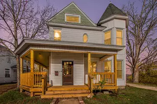 417 Maple St, Big Rapids, MI 49307 - Photo 3