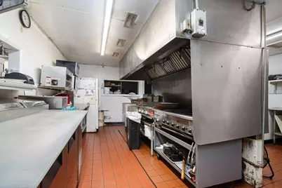 1021 W Front Street, Buchanan, MI 49107 - Photo 11