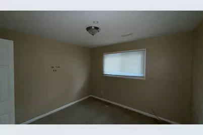 6752 Evergreen Road, Detroit, MI 48228 - Photo 15