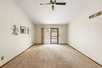 1197 Sunview Drive #14, Saint Johns, MI 48879 - Photo 5