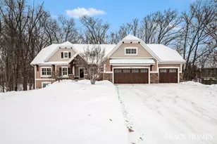 578 Stonehenge Dr SW, Grandville, MI 49418 - Photo 3