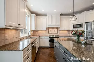 578 Stonehenge Dr SW, Grandville, MI 49418 - Photo 13