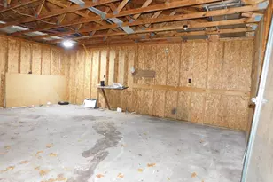 617 Dwight Ave, Kalamazoo, MI 49048 - Photo 21