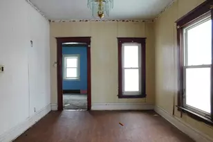 617 Dwight Ave, Kalamazoo, MI 49048 - Photo 5