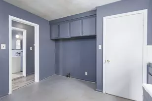 20267 Ashton Ave, Detroit, MI 48219 - Photo 9