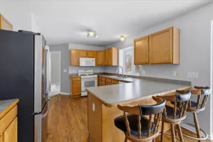 1908 Nikki Ct, Howell, MI 48843 - Photo 11