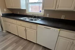 5718 Fenton St, Dearborn Heights, MI 48127 - Photo 19