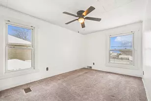 17 S 10th St, Niles, MI 49120 - Photo 9