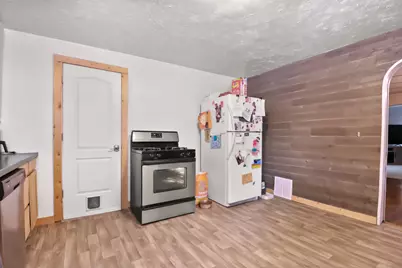 1300 N Waterloo Avenue, Jackson, MI 49202 - Photo 11