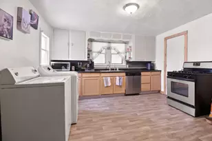 1300 N Waterloo Ave, Jackson, MI 49202 - Photo 9