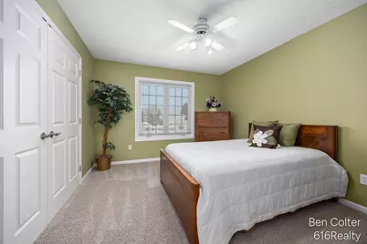 5408 Fieldstone Drive SW, Wyoming, MI 49418 - Photo 25