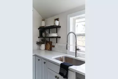 4391 Fruit Ridge Avenue NW, Grand Rapids, MI 49544 - Photo 17