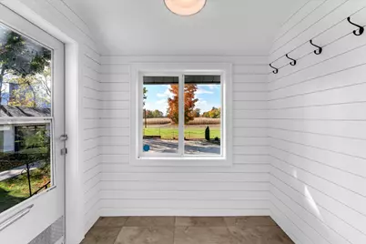 4391 Fruit Ridge Avenue NW, Grand Rapids, MI 49544 - Photo 7