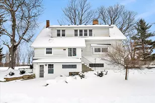 4391 Fruit Ridge Ave NW, Grand Rapids, MI 49544 - Photo 5