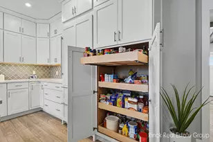 3076 Brayridge Dr, Jenison, MI 49428 - Photo 17