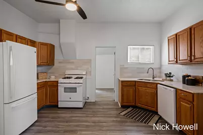 1050 Lafayette Avenue SE, Grand Rapids, MI 49507 - Photo 3