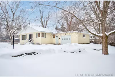 1647 W Lakewood Boulevard, Holland, MI 49424 - Photo 17