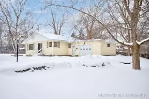 1647 W Lakewood Blvd, Holland, MI 49424 - Photo 17