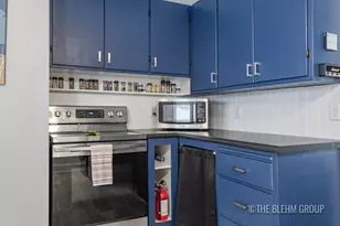 908 Superior St, South Haven, MI 49090 - Photo 11