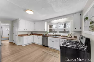 2847 Mc Dermott St, Norton Shores, MI 49444 - Photo 11