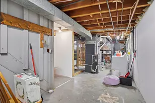 3204 Ipswich Dr NW, Grand Rapids, MI 49544 - Photo 13