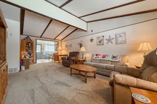 28860 Sarabyn St, Dowagiac, MI 49047 - Photo 15