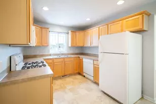 7500 Crooked Creek Dr SW, Byron Center, MI 49315 - Photo 15