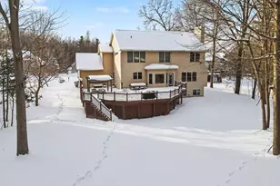 16492 W Willow Dr, Spring Lake, MI 49456 - Photo 3