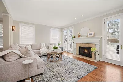 10 Riverbank Drive, Beverly Hills, MI 48025 - Photo 9