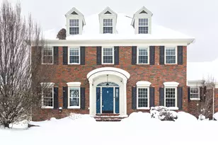 1367 Meadow Green Ct SE, Caledonia, MI 49316 - Photo 5