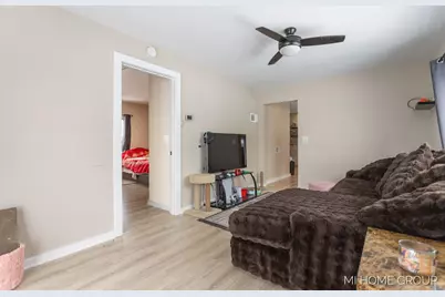 544 Homestead Avenue, Holland, MI 49423 - Photo 15