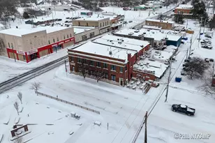 106 E Main St, Fennville, MI 49408 - Photo 25